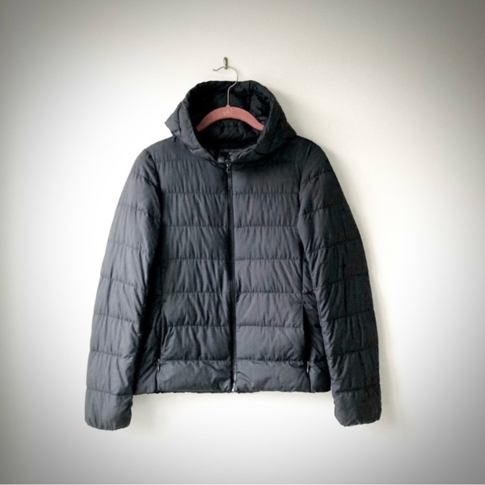 uniqlo ultra light goose down black puffer jacket coat hooded parka packable xs